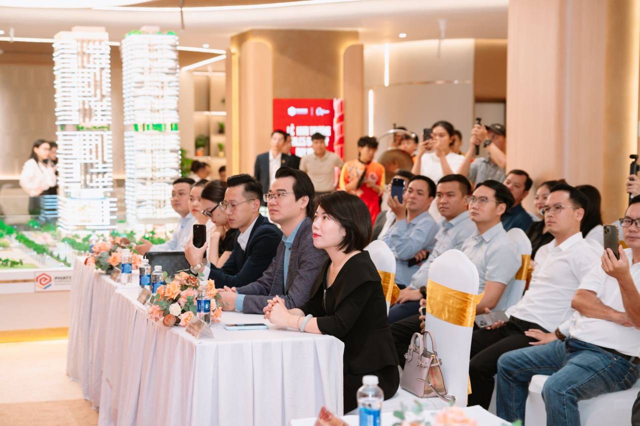 Sales Gallery Q'Terra Quy Nhơn chính thức khai trương, đón khách tham quan